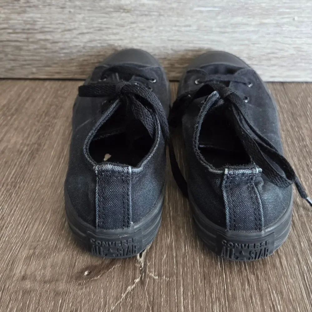 Converse Chuck Taylor All Star Black Sneaker Size 2